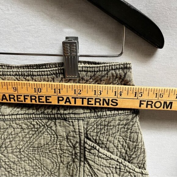 Anthropologie Pilcro Quilted Embossed Skirt Sz 4 - Picture 7 of 7